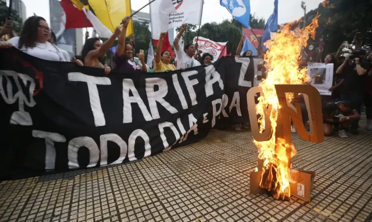 Novos detidos do ‘Passe Livre’ são indiciados pela mesma acusação do ‘8 de Janeiro’