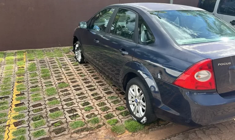 Motorista tenta invadir rua de acesso ao Palácio da Alvorada