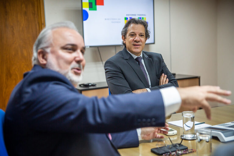 Com regulamentações e impostos, arrecadação federal bate recorde em janeiro