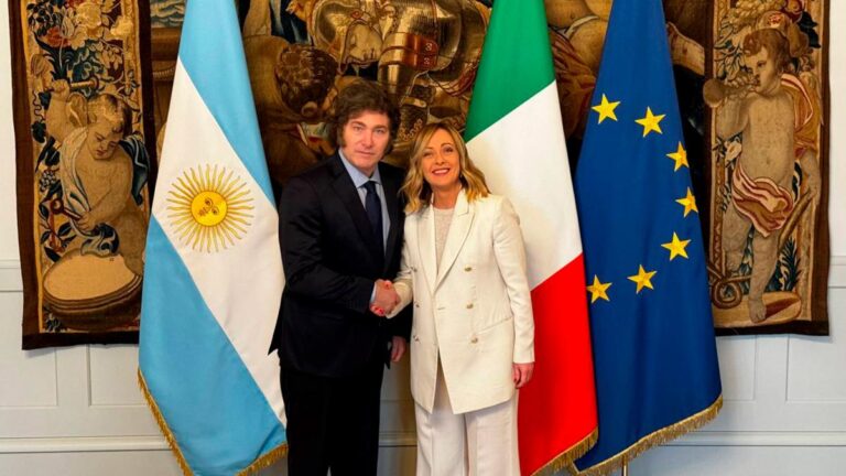 Milei e Meloni se encontram na Itália e querem “iniciar nova etapa” na relação bilateral