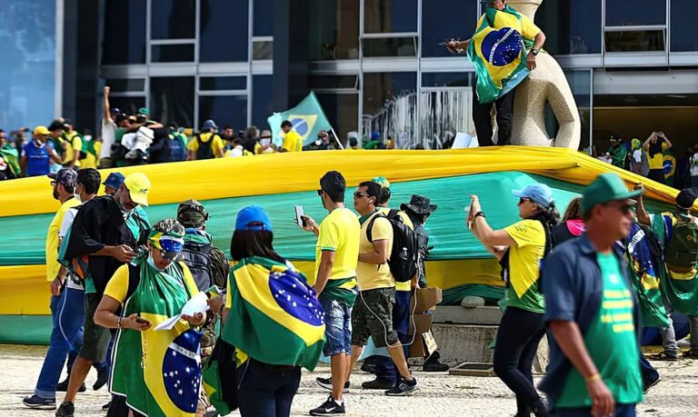 STF condena mais 31 réus pelo ‘8 de Janeiro’