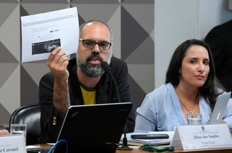 Justiça dos EUA arquiva pedido de extradição do jornalista Allan dos Santos