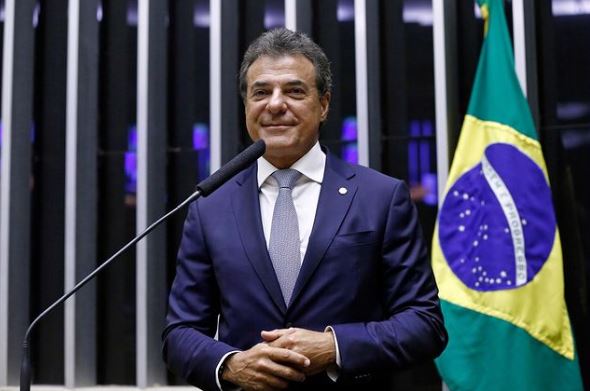 Beto Richa deve trocar ‘PSDB’ pelo ‘PL’ para ser candidato em Curitiba