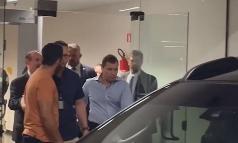 Alexandre de Moraes torna público depoimento de Mauro Cid após áudios da Veja