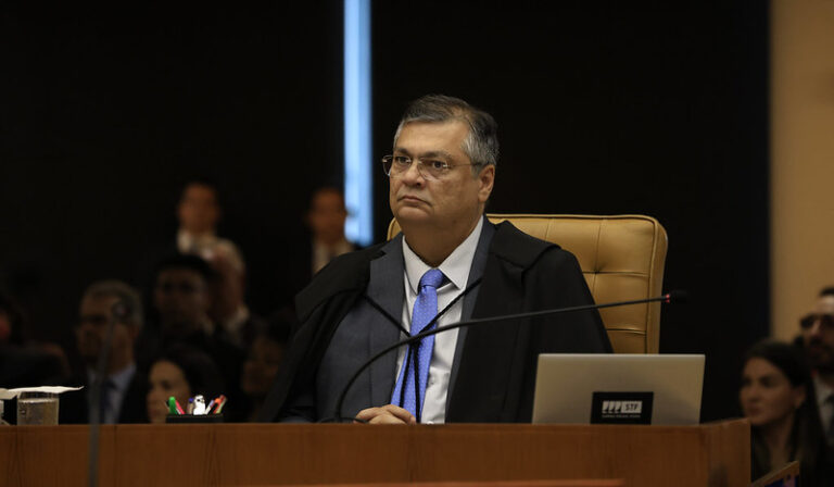 Flávio Dino libera parte das emendas parlamentares bloqueadas