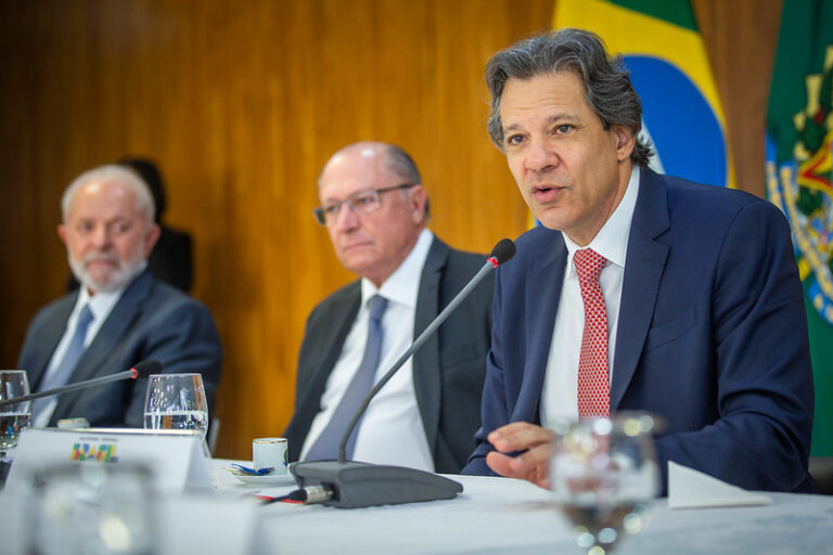 Cortes no orçamento de agências reguladoras geram reações e paralisam serviços