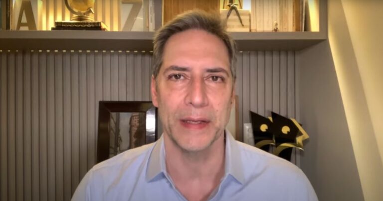 “Um pouco de tudo na perseguição a Bolsonaro”