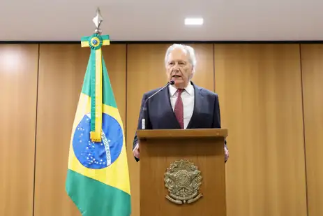 Ministro da Justiça manda PF investigar mulher que gritou “Lula ladrão” em SP
