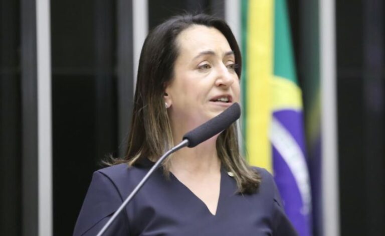 PT vai à Justiça para barrar mudança de domicílio de Rosangela Moro