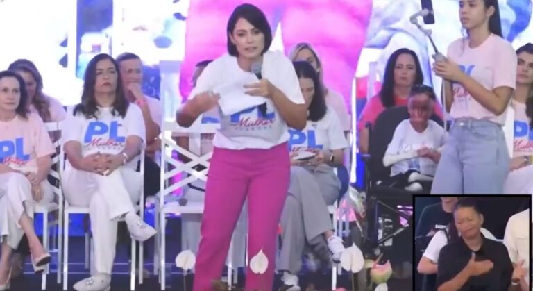 Michelle Bolsonaro (PL) acusa Flávio Dino de zombar de sua fé