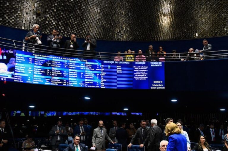 Senado aprova, em dois turnos, a ‘PEC das drogas’