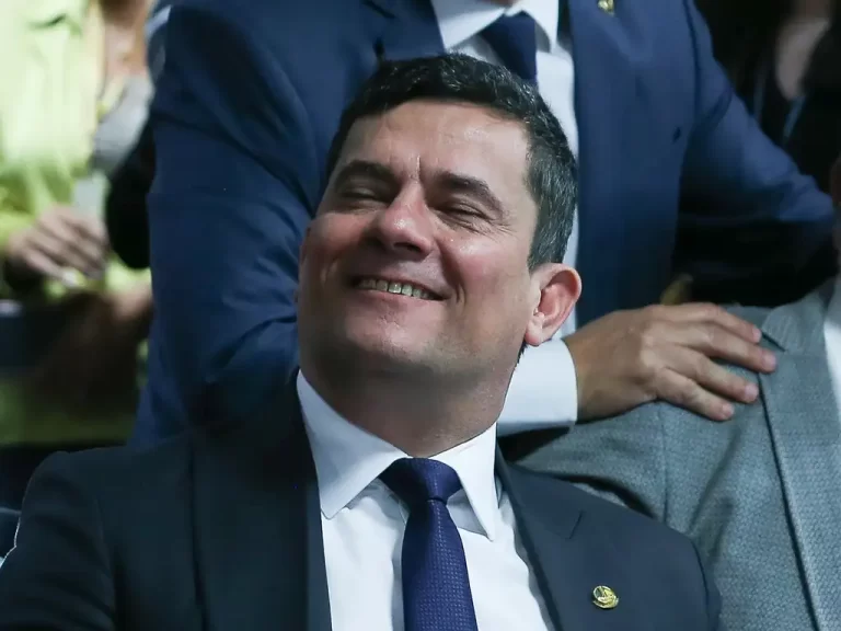 Sergio Moro com um pé no Governo do Paraná