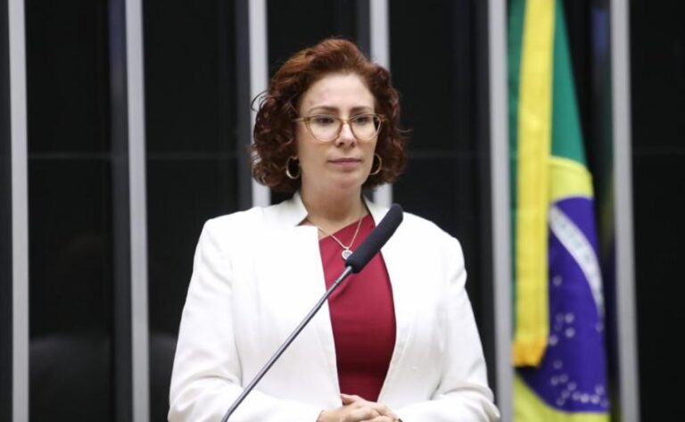 Itália decide sobre novo pedido da defesa de Carla Zambelli; Saiba mais