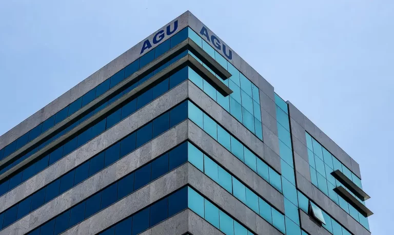 AGU amplia auxílio e permitirá reembolso para academia e até fertilização in vitro