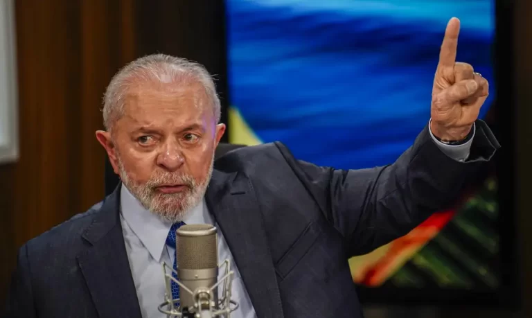 Não há necessidade de existir o G7, diz Lula ao chegar ao Canadá para o G7