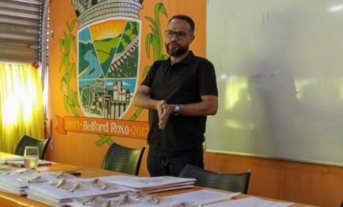 Secretário de Educação de Belford Roxo (RJ) é preso sob suspeita de desviar R$ 6,1 milhões de merenda