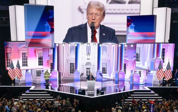 Trump reage à desistência de Biden e questiona: “quem governa o país”?