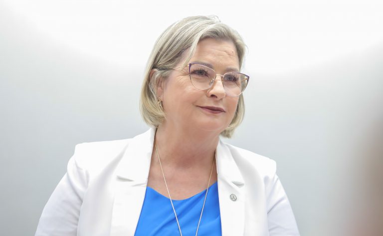 Câmara aprova projeto que proíbe importação de leite em pó para transformação em líquido