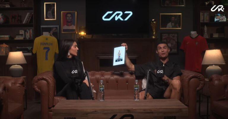 Canal no Youtube de Cristiano Ronaldo atinge 54 milhões de inscritos em dez dias