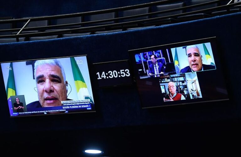 Girão cobra votação de projeto que leva ao Plenário decisão sobre impeachments