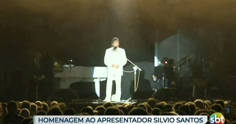 Roberto Carlos, Fábio Jr. e Leonardo homenageiam Silvio Santos durante shows