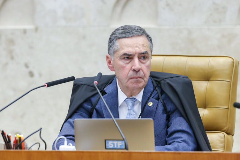 Filho de Barroso deixa EUA após sanções do governo Trump