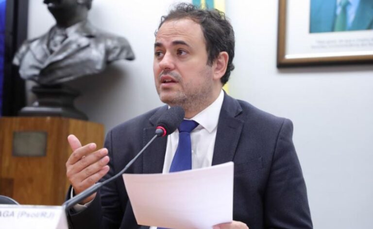 Conselho de Ética da Câmara aprova admissibilidade de cassação de Glauber Braga (Psol-RJ)