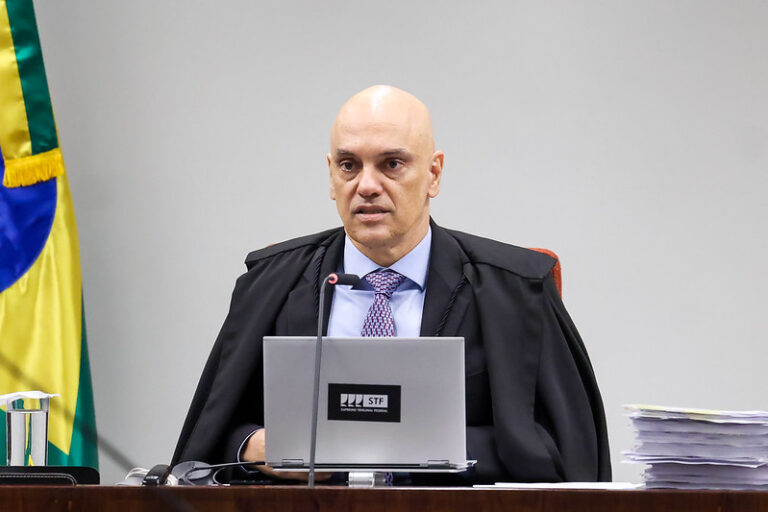 Justiça dos EUA dá prazo para Moraes se manifestar em ação de empresa de Trump