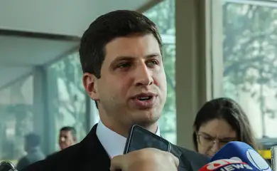 TCU investiga contratos da gestão João Campos com construtoras em Recife