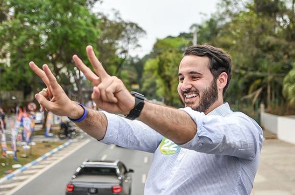 Lucas Sanches (PL) vence Elói Pietá (Solidariedade) e é eleito prefeito de Guarulhos (SP)