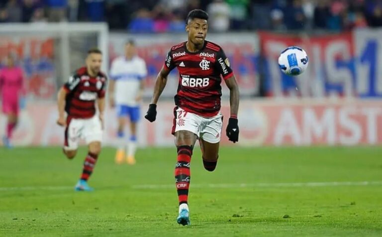 Bruno Henrique, do Flamengo, é alvo de operação da PF que investiga manipulação de partidas