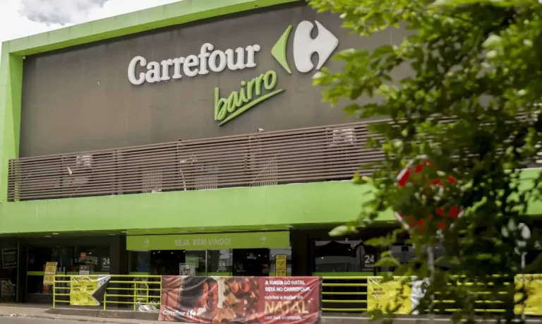 Carrefour Global ‘pede desculpas’ ao Brasil, e frigoríficos encerram boicote a rede