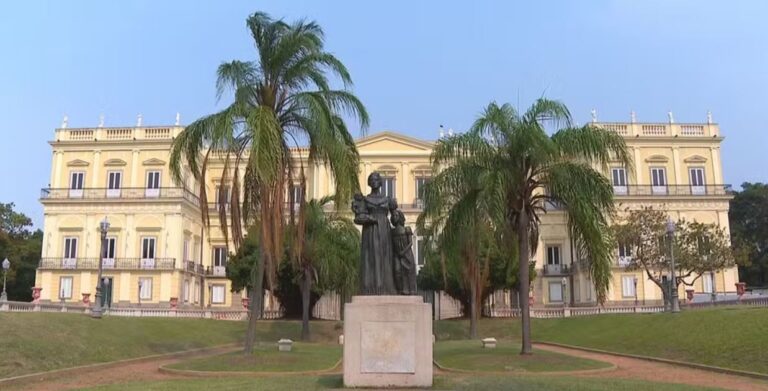 UFRJ e Museu Nacional têm fornecimento de energia cortado por falta de pagamento