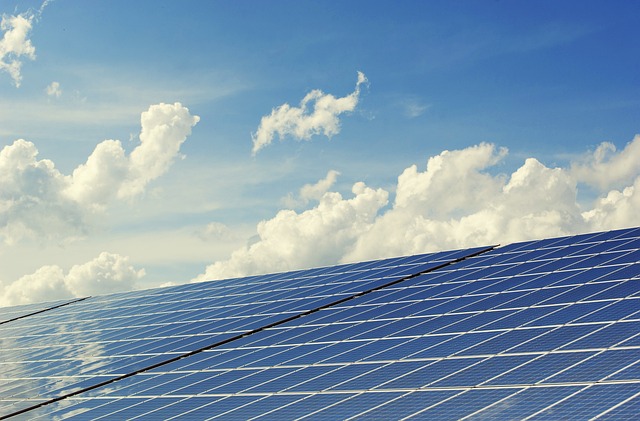 Governo Lula aumenta imposto sobre painéis solares