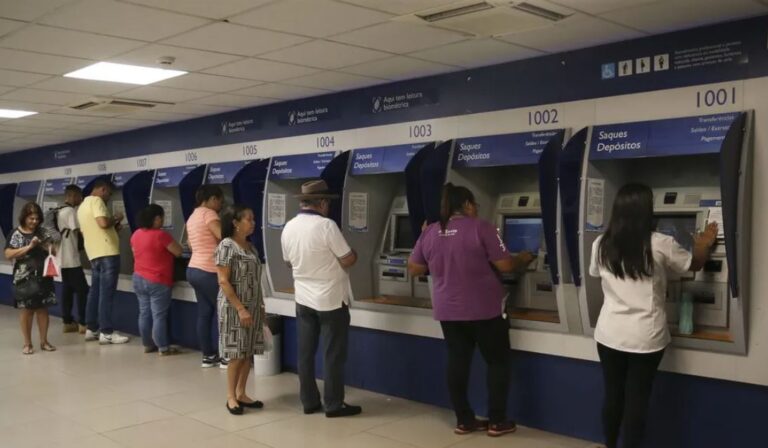 Prazo final para sacar o abono salarial termina hoje (27)