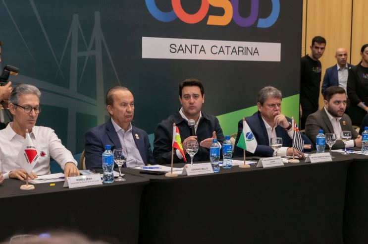 Urgente: pré-candidato desiste de disputar a Presidência