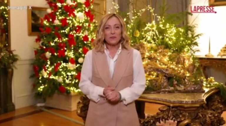 Meloni fala em Itália ‘forte’ e ‘ambiciosa’ em mensagem de Natal