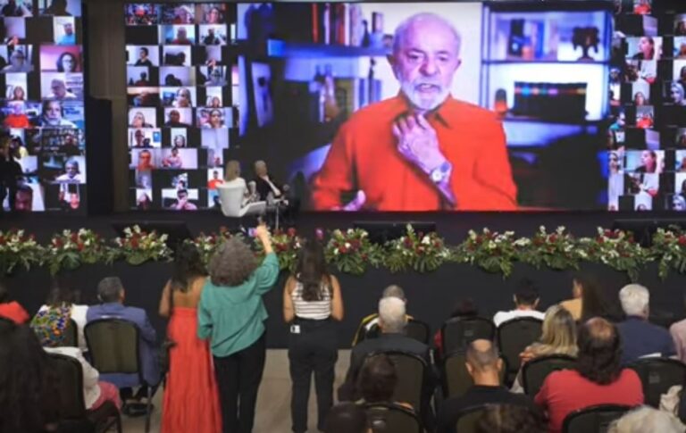 Lula admite ‘culpa’ por “extrema direita” ter mais força nas redes sociais