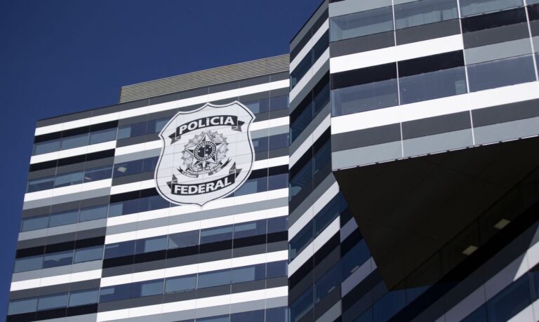 PF mira ex-senador, deputado federal e aliados em operação contra desvio de emendas