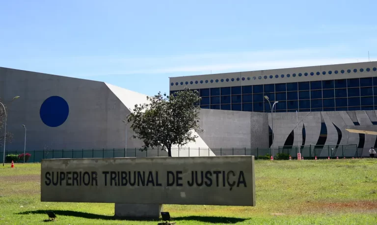 STJ concedeu mais de 18 mil habeas corpus em 2024, metade ligada a tráfico de drogas