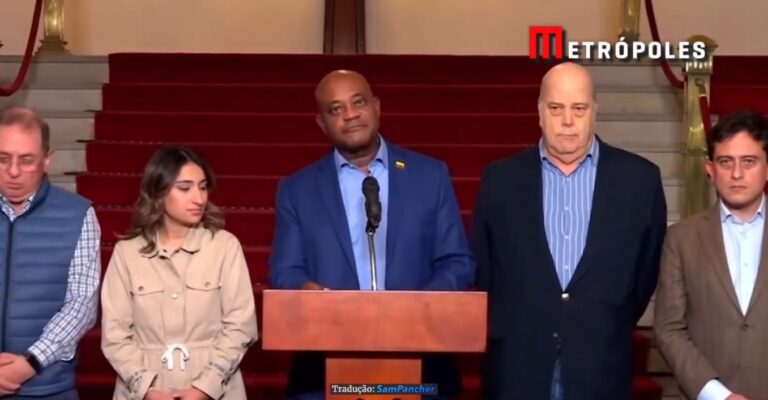 Colômbia recua e anuncia que irá receber deportados dos EUA