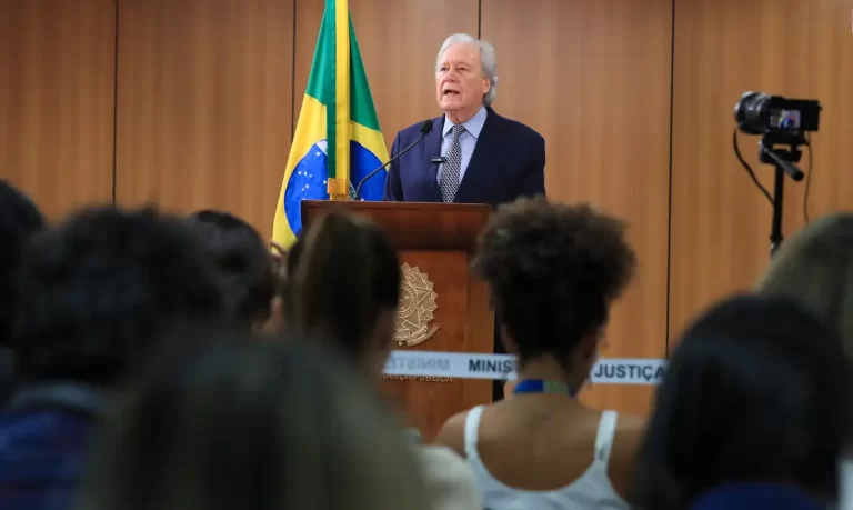Ministro da Justiça apresenta ‘PEC da Segurança’
