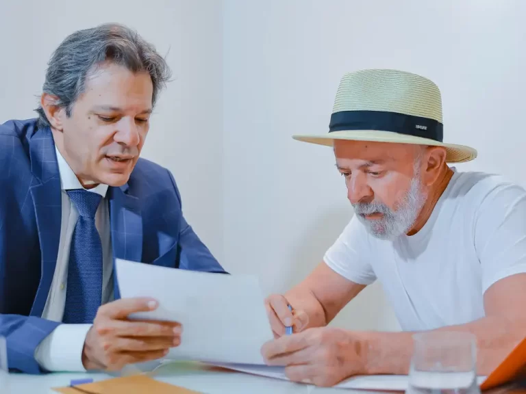 Avaliação negativa do governo Lula atinge novo patamar, segundo levantamento da AtlasIntel