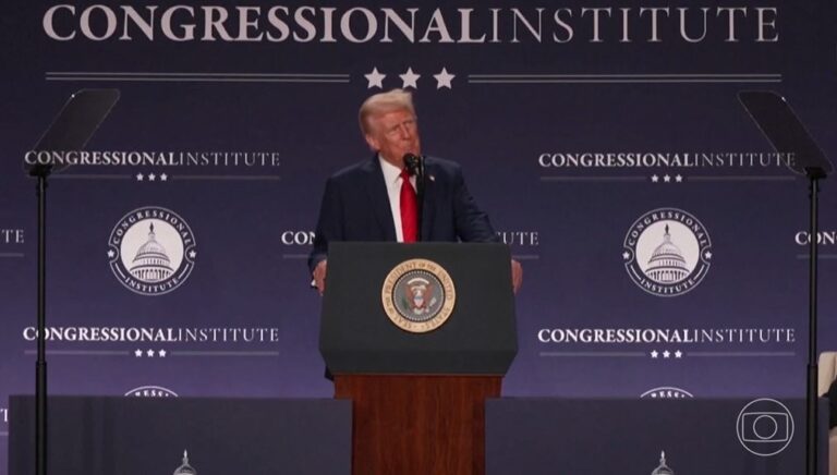 EUA: saiba quantos servidores já se demitiram em programa de Trump