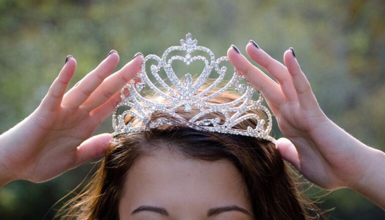 Princesa da Europa curte pré-carnaval em Salvador