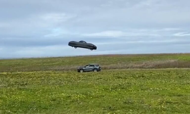 Empresa nos EUA anuncia protótipo de carro voador