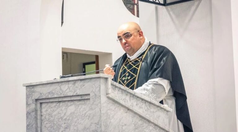 Padre indiciado pela PF não é denunciado na PGR