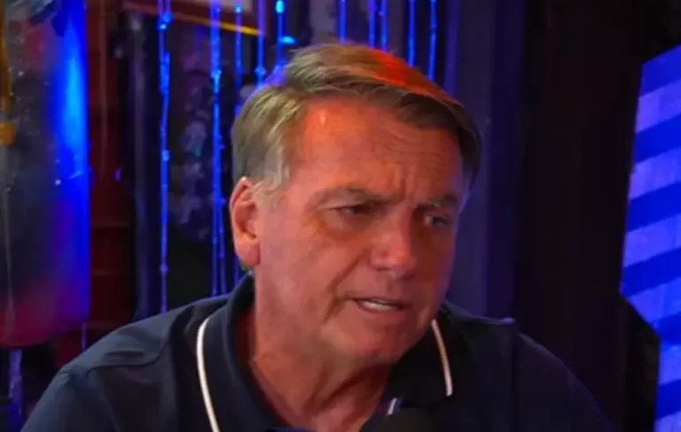 Bolsonaro pede redução de pena por leitura no STF
