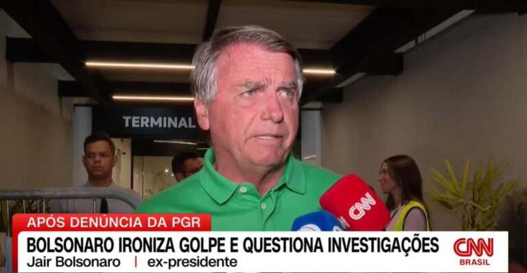Bolsonaro sobre acusação de golpe: “tramei com o Pateta e com o Mickey Mouse”