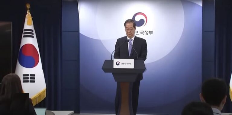 Tribunal da Coreia do Sul reverte impeachment de Han Duck-soo e restabelece cargo